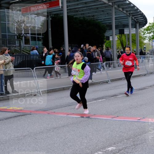 25.04.2026 - Das Zehntel Tim E. http://msf.ph/oto/9571931 25.04.2026 09:13:24 Ziel 1112, 1120, 1810 meine-sportfotos.de