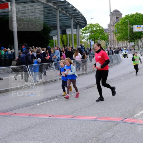 25.04.2026 - Das Zehntel Tim E. http://msf.ph/oto/9571944 25.04.2026 09:13:50 Ziel 1379, 2088, 2106 meine-sportfotos.de