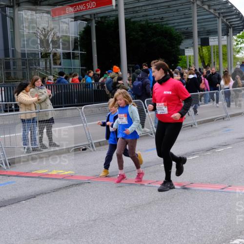 25.04.2026 - Das Zehntel Tim E. http://msf.ph/oto/9571952 25.04.2026 09:13:51 Ziel 1379, 2088, 2106 meine-sportfotos.de