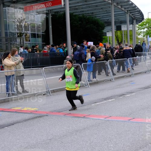 25.04.2026 - Das Zehntel Tim E. http://msf.ph/oto/9571954 25.04.2026 09:13:53 Ziel 1379, 2088, 2106 meine-sportfotos.de