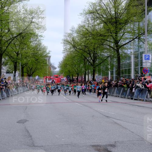 25.04.2026 - Das Zehntel Tim E. http://msf.ph/oto/9571991 25.04.2026 10:30:37 Ziel  meine-sportfotos.de