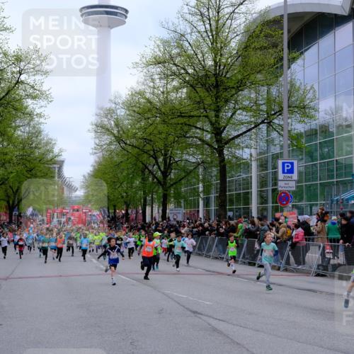 25.04.2026 - Das Zehntel Tim E. http://msf.ph/oto/9573013 25.04.2026 10:35:11 Ziel  meine-sportfotos.de