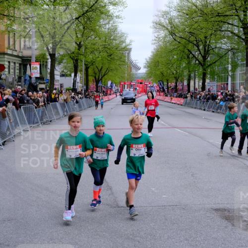 25.04.2026 - Das Zehntel Tim E. http://msf.ph/oto/9573395 25.04.2026 10:36:23 Ziel  meine-sportfotos.de