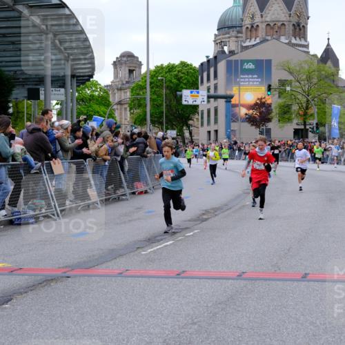 25.04.2026 - Das Zehntel Tim E. http://msf.ph/oto/9574329 25.04.2026 10:50:11 Ziel 5036, 5391, 6000, 6059, 6066, 6119, 6141, 6410, 6510, 6525, 6533, 6555, 7393, 7501, 7582, 7951 meine-sportfotos.de