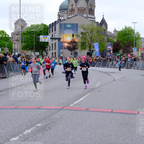 25.04.2026 - Das Zehntel Tim E. http://msf.ph/oto/9575498 25.04.2026 10:53:59 Ziel 5234, 5387, 5390, 5411, 5424, 5446, 5548, 5558, 5584, 5713, 5771, 5878, 5879, 6060, 6219, 6222, 6226, 6227, 6247, 6373, 6393, 6500, 6623, 6709, 7133, 7148, 7194, 7205, 7307, 7314, 7623, 7681, 7940, 8019, 8041, 8067 meine-sportfotos.de