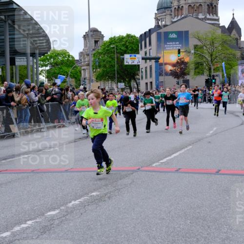 25.04.2026 - Das Zehntel Tim E. http://msf.ph/oto/9577106 25.04.2026 10:59:07 Ziel 5178, 5179, 5182, 5187, 5193, 5339, 5510, 5581, 5595, 5638, 5649, 5700, 5858, 5916, 5962, 6005, 6029, 6047, 6063, 6602, 6950, 6998, 7077, 7086, 7147, 7152, 7219, 7289, 7298, 7333, 7335, 7357, 7410, 7611, 7622, 7663 meine-sportfotos.de