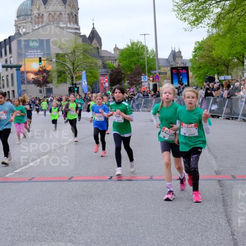 25.04.2026 - Das Zehntel Tim E. http://msf.ph/oto/9577518 25.04.2026 11:00:33 Ziel 5170, 5218, 5222, 5265, 5285, 5524, 5655, 5946, 5961, 5984, 5994, 6240, 6251, 6283, 6371, 6379, 6437, 6446, 6455, 6456, 6474, 6838, 6854, 6855, 6881, 6991, 7003, 7046, 7056, 7082, 7422, 7423, 7439, 7478, 7525, 7541, 7577, 7579, 7686, 7810, 7937, 8072 meine-sportfotos.de