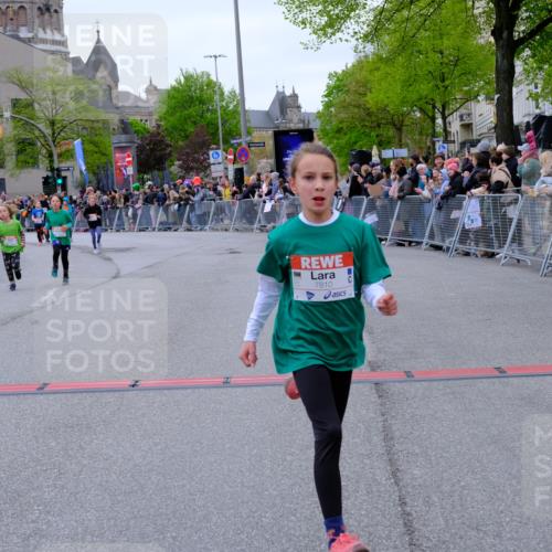 25.04.2026 - Das Zehntel Tim E. http://msf.ph/oto/9577526 25.04.2026 11:00:35 Ziel 5170, 5196, 5203, 5265, 5285, 5524, 5655, 5679, 5946, 5961, 5984, 5994, 6240, 6251, 6283, 6371, 6379, 6437, 6446, 6455, 6456, 6474, 6838, 6854, 6855, 6991, 7003, 7046, 7056, 7422, 7423, 7439, 7478, 7525, 7541, 7554, 7577, 7579, 7686, 7810, 7937, 8072 meine-sportfotos.de