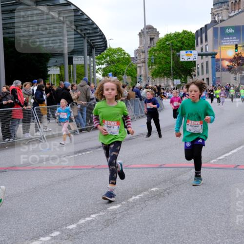 25.04.2026 - Das Zehntel Tim E. http://msf.ph/oto/9577548 25.04.2026 11:00:39 Ziel 5170, 5196, 5203, 5474, 5524, 5655, 5679, 5946, 5961, 5994, 6240, 6251, 6283, 6437, 6455, 6857, 6968, 6969, 6991, 7003, 7046, 7056, 7422, 7423, 7439, 7478, 7525, 7541, 7554, 7686, 7810, 7937 meine-sportfotos.de