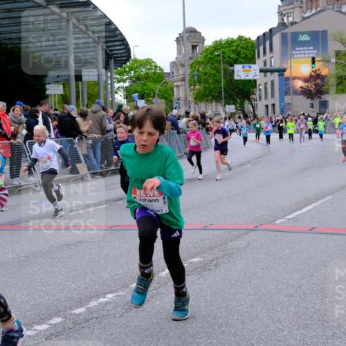 25.04.2026 - Das Zehntel Tim E. http://msf.ph/oto/9577551 25.04.2026 11:00:40 Ziel 5196, 5203, 5474, 5655, 5679, 5994, 6240, 6251, 6283, 6437, 6455, 6857, 6968, 6969, 6991, 7003, 7046, 7056, 7422, 7423, 7439, 7478, 7525, 7541, 7554, 7686, 7810, 7937 meine-sportfotos.de