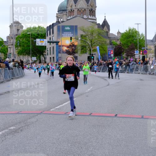 25.04.2026 - Das Zehntel Tim E. http://msf.ph/oto/9577554 25.04.2026 11:00:42 Ziel 5196, 5203, 5474, 5679, 5994, 6238, 6240, 6251, 6437, 6455, 6571, 6857, 6968, 6969, 6991, 7003, 7071, 7422, 7423, 7439, 7478, 7554, 7937 meine-sportfotos.de