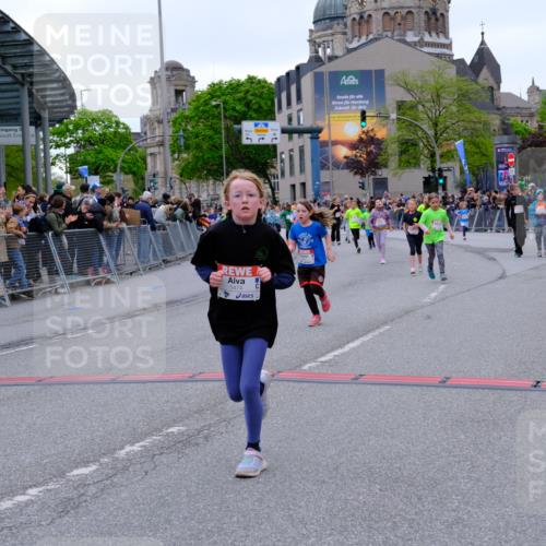 25.04.2026 - Das Zehntel Tim E. http://msf.ph/oto/9577561 25.04.2026 11:00:42 Ziel 5196, 5203, 5474, 5679, 5994, 6238, 6240, 6251, 6437, 6455, 6571, 6857, 6968, 6969, 6991, 7003, 7071, 7422, 7423, 7439, 7478, 7554, 7937 meine-sportfotos.de