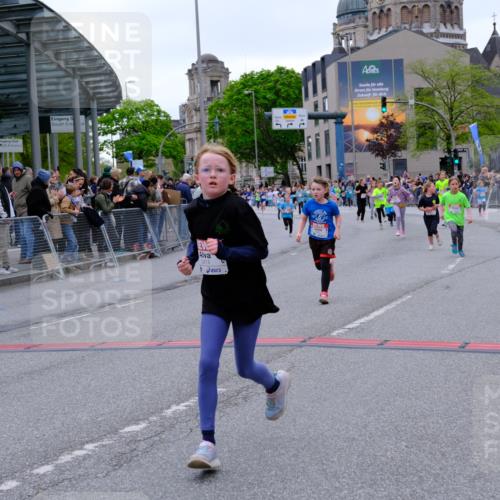 25.04.2026 - Das Zehntel Tim E. http://msf.ph/oto/9577563 25.04.2026 11:00:43 Ziel 5196, 5203, 5474, 5679, 5994, 6238, 6240, 6251, 6437, 6455, 6571, 6857, 6968, 6969, 7071, 7422, 7423, 7439, 7478, 7554 meine-sportfotos.de