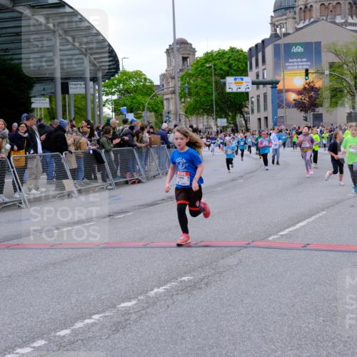 25.04.2026 - Das Zehntel Tim E. http://msf.ph/oto/9577568 25.04.2026 11:00:43 Ziel 5196, 5203, 5474, 5679, 5994, 6238, 6240, 6251, 6437, 6455, 6571, 6857, 6968, 6969, 7071, 7422, 7423, 7439, 7478, 7554 meine-sportfotos.de