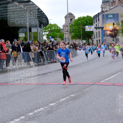 25.04.2026 - Das Zehntel Tim E. http://msf.ph/oto/9577570 25.04.2026 11:00:44 Ziel 5196, 5203, 5474, 5679, 5994, 6238, 6240, 6251, 6437, 6455, 6537, 6571, 6857, 6968, 6969, 7071, 7220, 7221, 7423, 7439, 7554 meine-sportfotos.de