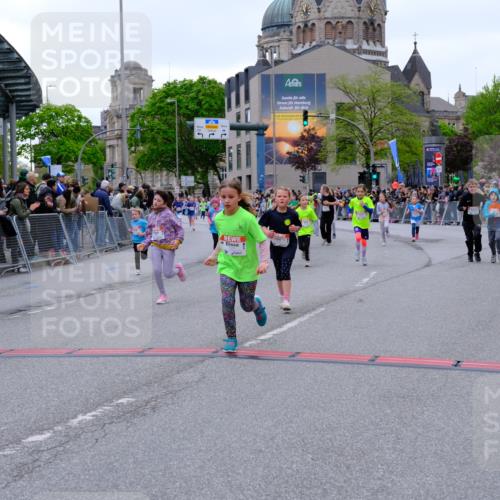 25.04.2026 - Das Zehntel Tim E. http://msf.ph/oto/9577576 25.04.2026 11:00:46 Ziel 5196, 5203, 5474, 5679, 5727, 6238, 6529, 6537, 6571, 6768, 6772, 6823, 6857, 6968, 6969, 7009, 7010, 7071, 7220, 7221, 7554 meine-sportfotos.de