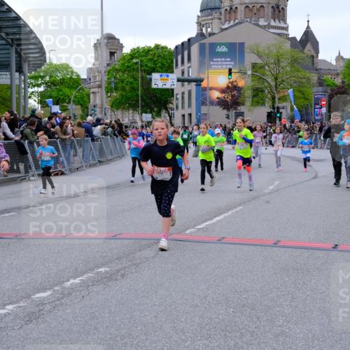 25.04.2026 - Das Zehntel Tim E. http://msf.ph/oto/9577585 25.04.2026 11:00:47 Ziel 5196, 5203, 5474, 5679, 5727, 6238, 6243, 6245, 6529, 6537, 6571, 6768, 6772, 6823, 6857, 6968, 6969, 7009, 7010, 7071, 7220, 7221 meine-sportfotos.de