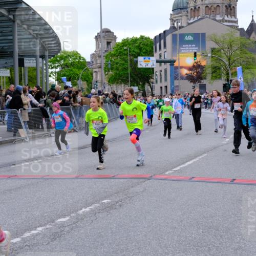 25.04.2026 - Das Zehntel Tim E. http://msf.ph/oto/9577595 25.04.2026 11:00:49 Ziel 5211, 5727, 6238, 6243, 6245, 6529, 6537, 6571, 6768, 6772, 6823, 6857, 6968, 6969, 7009, 7010, 7071, 7220, 7221 meine-sportfotos.de