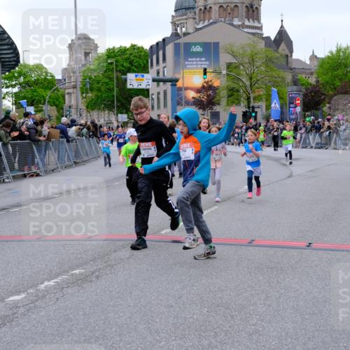 25.04.2026 - Das Zehntel Tim E. http://msf.ph/oto/9577604 25.04.2026 11:00:50 Ziel 5211, 5596, 5597, 5727, 6238, 6243, 6245, 6529, 6537, 6571, 6768, 6772, 6823, 6857, 7009, 7010, 7071, 7220, 7221, 7744 meine-sportfotos.de