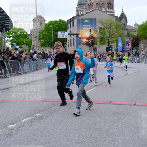 25.04.2026 - Das Zehntel Tim E. http://msf.ph/oto/9577605 25.04.2026 11:00:50 Ziel 5211, 5596, 5597, 5727, 6238, 6243, 6245, 6529, 6537, 6571, 6768, 6772, 6823, 6857, 7009, 7010, 7071, 7220, 7221, 7744 meine-sportfotos.de