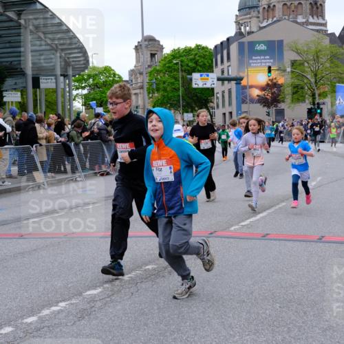 25.04.2026 - Das Zehntel Tim E. http://msf.ph/oto/9577610 25.04.2026 11:00:51 Ziel 5211, 5431, 5455, 5596, 5597, 5727, 6238, 6243, 6245, 6529, 6537, 6571, 6680, 6698, 6768, 6772, 6823, 7009, 7010, 7071, 7220, 7221, 7744, 7845 meine-sportfotos.de