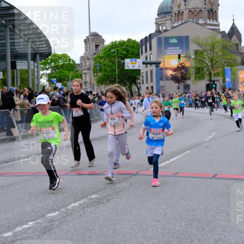 25.04.2026 - Das Zehntel Tim E. http://msf.ph/oto/9577617 25.04.2026 11:00:52 Ziel 5211, 5431, 5455, 5596, 5597, 5727, 6238, 6243, 6245, 6529, 6537, 6571, 6680, 6698, 6768, 6772, 6823, 7009, 7010, 7071, 7220, 7221, 7495, 7744, 7845 meine-sportfotos.de
