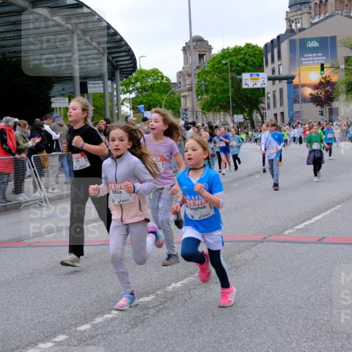 25.04.2026 - Das Zehntel Tim E. http://msf.ph/oto/9577624 25.04.2026 11:00:52 Ziel 5211, 5431, 5455, 5596, 5597, 5727, 6238, 6243, 6245, 6529, 6537, 6571, 6680, 6698, 6768, 6772, 6823, 7009, 7010, 7071, 7220, 7221, 7495, 7744, 7845 meine-sportfotos.de