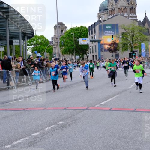 25.04.2026 - Das Zehntel Tim E. http://msf.ph/oto/9577626 25.04.2026 11:00:53 Ziel 5211, 5431, 5455, 5596, 5597, 5727, 6238, 6243, 6245, 6529, 6537, 6571, 6680, 6698, 6768, 6772, 6823, 7009, 7010, 7071, 7220, 7221, 7323, 7495, 7510, 7528, 7744, 7845 meine-sportfotos.de
