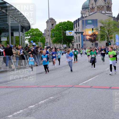 25.04.2026 - Das Zehntel Tim E. http://msf.ph/oto/9577627 25.04.2026 11:00:53 Ziel 5211, 5431, 5455, 5596, 5597, 5727, 6238, 6243, 6245, 6529, 6537, 6571, 6680, 6698, 6768, 6772, 6823, 7009, 7010, 7071, 7220, 7221, 7323, 7495, 7510, 7528, 7744, 7845 meine-sportfotos.de