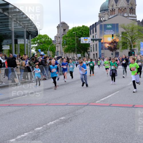 25.04.2026 - Das Zehntel Tim E. http://msf.ph/oto/9577628 25.04.2026 11:00:53 Ziel 5211, 5431, 5455, 5596, 5597, 5727, 6238, 6243, 6245, 6529, 6537, 6571, 6680, 6698, 6768, 6772, 6823, 7009, 7010, 7071, 7220, 7221, 7323, 7495, 7510, 7528, 7744, 7845 meine-sportfotos.de