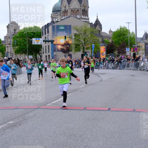 25.04.2026 - Das Zehntel Tim E. http://msf.ph/oto/9577629 25.04.2026 11:00:54 Ziel 5211, 5431, 5455, 5596, 5597, 5727, 5765, 6238, 6243, 6245, 6529, 6537, 6571, 6680, 6698, 6768, 6772, 6823, 7009, 7010, 7220, 7221, 7323, 7495, 7510, 7528, 7744, 7845 meine-sportfotos.de
