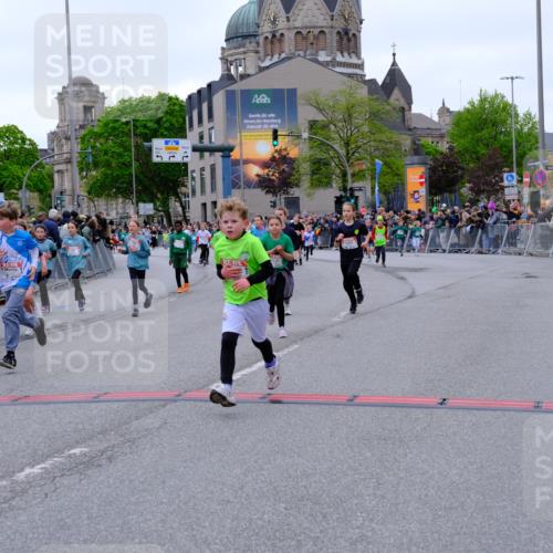 25.04.2026 - Das Zehntel Tim E. http://msf.ph/oto/9577631 25.04.2026 11:00:54 Ziel 5211, 5431, 5455, 5596, 5597, 5727, 5765, 6238, 6243, 6245, 6529, 6537, 6571, 6680, 6698, 6768, 6772, 6823, 7009, 7010, 7220, 7221, 7323, 7495, 7510, 7528, 7744, 7845 meine-sportfotos.de