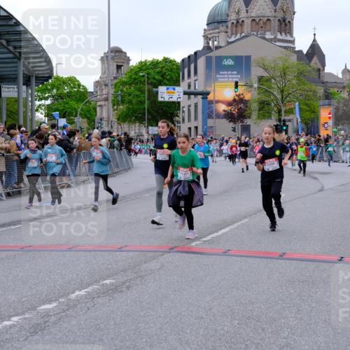 25.04.2026 - Das Zehntel Tim E. http://msf.ph/oto/9577641 25.04.2026 11:00:56 Ziel 5211, 5431, 5455, 5596, 5597, 5727, 5765, 5966, 6243, 6245, 6529, 6537, 6680, 6698, 6768, 6772, 6823, 7009, 7010, 7220, 7221, 7323, 7495, 7510, 7528, 7744, 7845 meine-sportfotos.de