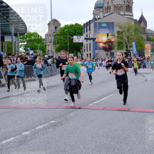 25.04.2026 - Das Zehntel Tim E. http://msf.ph/oto/9577644 25.04.2026 11:00:56 Ziel 5211, 5431, 5455, 5596, 5597, 5727, 5765, 5966, 6243, 6245, 6529, 6537, 6680, 6698, 6768, 6772, 6823, 7009, 7010, 7220, 7221, 7323, 7495, 7510, 7528, 7744, 7845 meine-sportfotos.de