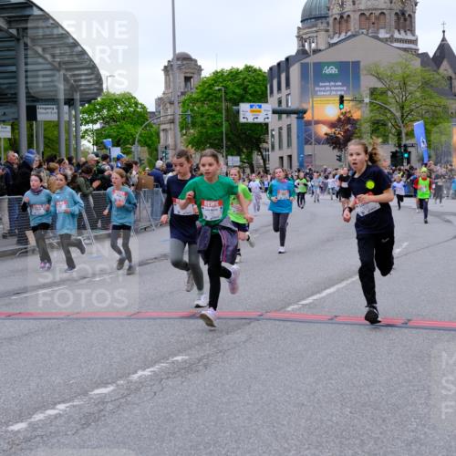 25.04.2026 - Das Zehntel Tim E. http://msf.ph/oto/9577646 25.04.2026 11:00:56 Ziel 5211, 5431, 5455, 5596, 5597, 5727, 5765, 5966, 6243, 6245, 6529, 6537, 6680, 6698, 6768, 6772, 6823, 7009, 7010, 7220, 7221, 7323, 7495, 7510, 7528, 7744, 7845 meine-sportfotos.de