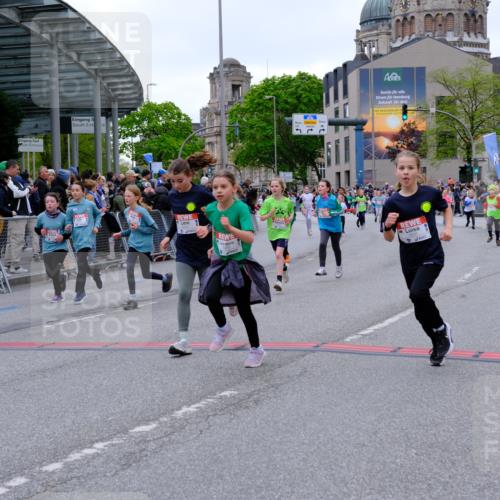 25.04.2026 - Das Zehntel Tim E. http://msf.ph/oto/9577648 25.04.2026 11:00:56 Ziel 5211, 5431, 5455, 5596, 5597, 5727, 5765, 5966, 6243, 6245, 6529, 6537, 6680, 6698, 6768, 6772, 6823, 7009, 7010, 7220, 7221, 7323, 7495, 7510, 7528, 7744, 7845 meine-sportfotos.de