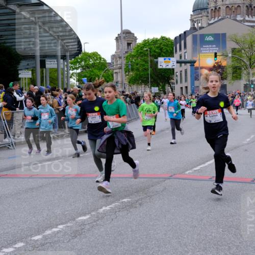 25.04.2026 - Das Zehntel Tim E. http://msf.ph/oto/9577649 25.04.2026 11:00:56 Ziel 5211, 5431, 5455, 5596, 5597, 5727, 5765, 5966, 6243, 6245, 6529, 6537, 6680, 6698, 6768, 6772, 6823, 7009, 7010, 7220, 7221, 7323, 7495, 7510, 7528, 7744, 7845 meine-sportfotos.de