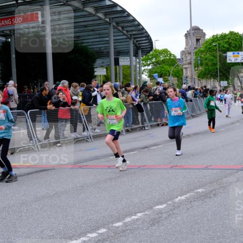 25.04.2026 - Das Zehntel Tim E. http://msf.ph/oto/9577658 25.04.2026 11:00:58 Ziel 5211, 5431, 5455, 5596, 5597, 5765, 5966, 6243, 6245, 6435, 6444, 6680, 6698, 6772, 6823, 7009, 7323, 7495, 7510, 7528, 7744, 7845 meine-sportfotos.de