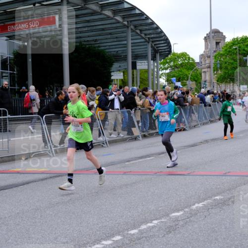 25.04.2026 - Das Zehntel Tim E. http://msf.ph/oto/9577662 25.04.2026 11:00:59 Ziel 5211, 5431, 5455, 5478, 5596, 5597, 5672, 5714, 5765, 5966, 6211, 6243, 6245, 6435, 6444, 6509, 6680, 6698, 7323, 7495, 7510, 7528, 7744, 7804, 7845 meine-sportfotos.de