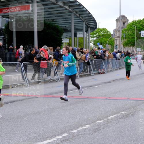 25.04.2026 - Das Zehntel Tim E. http://msf.ph/oto/9577665 25.04.2026 11:00:59 Ziel 5211, 5431, 5455, 5478, 5596, 5597, 5672, 5714, 5765, 5966, 6211, 6243, 6245, 6435, 6444, 6509, 6680, 6698, 7323, 7495, 7510, 7528, 7744, 7804, 7845 meine-sportfotos.de