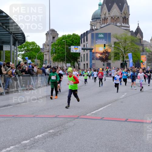 25.04.2026 - Das Zehntel Tim E. http://msf.ph/oto/9577671 25.04.2026 11:01:00 Ziel 5160, 5171, 5211, 5431, 5455, 5478, 5588, 5596, 5597, 5672, 5714, 5765, 5966, 6211, 6435, 6444, 6509, 6680, 6698, 7323, 7495, 7510, 7528, 7744, 7804, 7845, 7865 meine-sportfotos.de