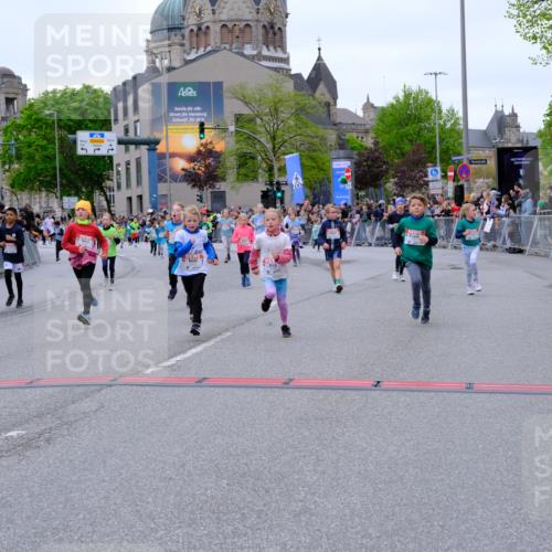 25.04.2026 - Das Zehntel Tim E. http://msf.ph/oto/9577676 25.04.2026 11:01:03 Ziel 5160, 5171, 5431, 5455, 5478, 5588, 5672, 5714, 5765, 5950, 5966, 6211, 6435, 6444, 6509, 6575, 6594, 6656, 6680, 6698, 7304, 7323, 7495, 7510, 7528, 7804, 7845, 7865 meine-sportfotos.de