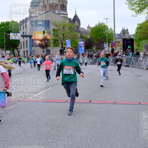 25.04.2026 - Das Zehntel Tim E. http://msf.ph/oto/9577688 25.04.2026 11:01:04 Ziel 5160, 5171, 5478, 5588, 5672, 5714, 5765, 5950, 5966, 6211, 6435, 6444, 6509, 6575, 6594, 6656, 7304, 7323, 7495, 7510, 7528, 7671, 7676, 7804, 7865 meine-sportfotos.de
