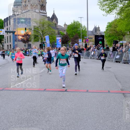 25.04.2026 - Das Zehntel Tim E. http://msf.ph/oto/9577695 25.04.2026 11:01:05 Ziel 5160, 5171, 5478, 5588, 5672, 5714, 5765, 5950, 5966, 6211, 6435, 6436, 6444, 6509, 6575, 6594, 6656, 7304, 7323, 7510, 7528, 7671, 7676, 7804, 7865 meine-sportfotos.de