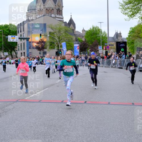 25.04.2026 - Das Zehntel Tim E. http://msf.ph/oto/9577700 25.04.2026 11:01:06 Ziel 5160, 5171, 5183, 5188, 5192, 5478, 5588, 5672, 5714, 5765, 5950, 5966, 6211, 6435, 6436, 6444, 6509, 6575, 6594, 6656, 7304, 7531, 7562, 7671, 7676, 7804, 7865 meine-sportfotos.de