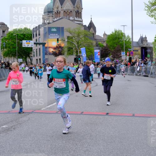 25.04.2026 - Das Zehntel Tim E. http://msf.ph/oto/9577701 25.04.2026 11:01:06 Ziel 5160, 5171, 5183, 5188, 5192, 5478, 5588, 5672, 5714, 5765, 5950, 5966, 6211, 6435, 6436, 6444, 6509, 6575, 6594, 6656, 7304, 7531, 7562, 7671, 7676, 7804, 7865 meine-sportfotos.de