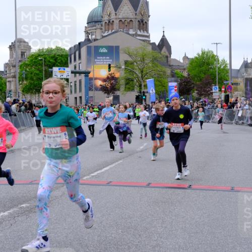 25.04.2026 - Das Zehntel Tim E. http://msf.ph/oto/9577705 25.04.2026 11:01:07 Ziel 5160, 5171, 5183, 5188, 5192, 5478, 5588, 5605, 5636, 5672, 5714, 5950, 5966, 6211, 6435, 6436, 6444, 6509, 6575, 6594, 6656, 7304, 7505, 7531, 7562, 7671, 7676, 7804, 7865 meine-sportfotos.de