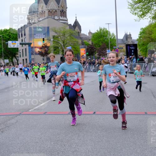 25.04.2026 - Das Zehntel Tim E. http://msf.ph/oto/9577724 25.04.2026 11:01:12 Ziel 5160, 5171, 5183, 5188, 5192, 5194, 5243, 5254, 5588, 5605, 5636, 5930, 5943, 5950, 6001, 6021, 6289, 6436, 6575, 6594, 6656, 6943, 7014, 7304, 7505, 7514, 7531, 7562, 7670, 7671, 7676, 7784, 7865 meine-sportfotos.de