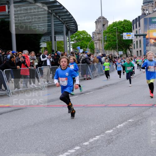 25.04.2026 - Das Zehntel Tim E. http://msf.ph/oto/9577742 25.04.2026 11:01:18 Ziel 5138, 5183, 5188, 5192, 5194, 5243, 5254, 5605, 5636, 5670, 5707, 5930, 5943, 6001, 6021, 6287, 6289, 6464, 6503, 6511, 6513, 6549, 6943, 7014, 7505, 7514, 7531, 7562, 7573, 7670, 7693, 7784 meine-sportfotos.de