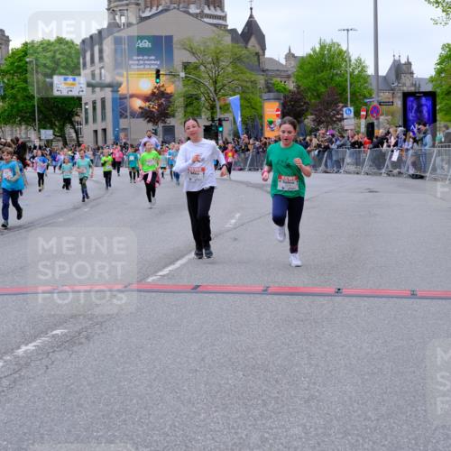 25.04.2026 - Das Zehntel Tim E. http://msf.ph/oto/9577754 25.04.2026 11:01:20 Ziel 5138, 5194, 5243, 5254, 5670, 5707, 5930, 5943, 5980, 6001, 6021, 6287, 6289, 6464, 6503, 6511, 6513, 6549, 6943, 7014, 7085, 7157, 7514, 7573, 7670, 7693, 7784 meine-sportfotos.de